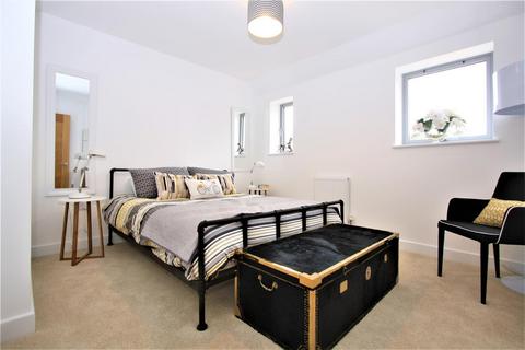 3 bedroom flat to rent, The Maltings, Newmarket CB8