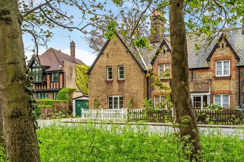 3 bedroom end of terrace house for sale, Ewell Road, Cheam, Sutton, SM3