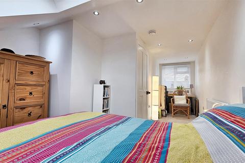 102 Adderley Road, Leicester, LE2 1WB