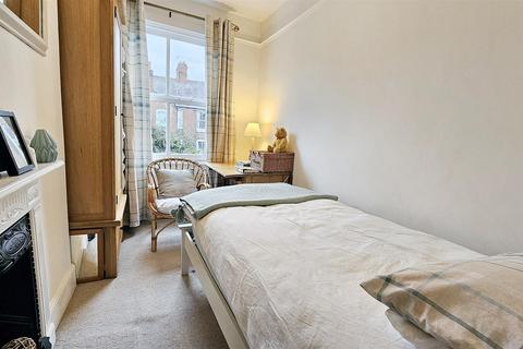 102 Adderley Road, Leicester, LE2 1WB