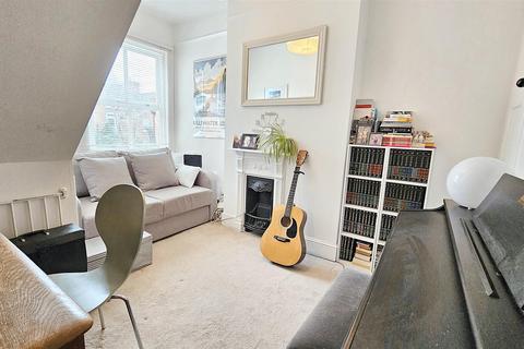 102 Adderley Road, Leicester, LE2 1WB