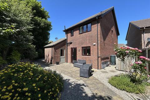 109 Carne View Road, Probus, Truro, TR2 4TR