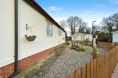 2 bedroom park home for sale, Hatfield Broadoaks Road, Bishop's Stortford CM22