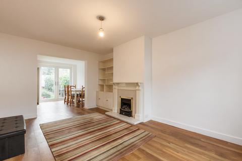 3 bedroom terraced house for sale, Whinyates Road, London, SE9