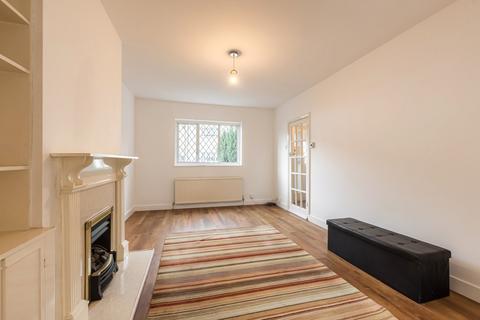 3 bedroom terraced house for sale, Whinyates Road, London, SE9