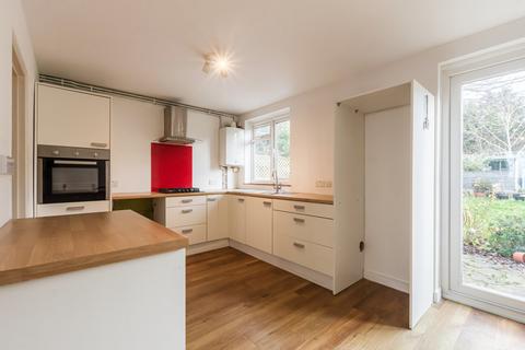 7 Whinyates Road, London, SE9 6NW