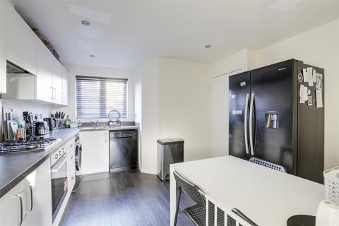 3 bedroom terraced house for sale, Piggott Avenue, Gedling NG4