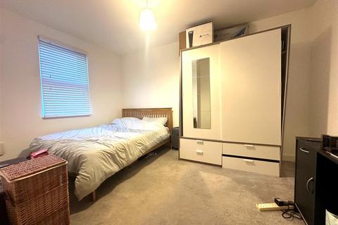 1 bedroom flat for sale, Porters Wood, St. Albans AL3