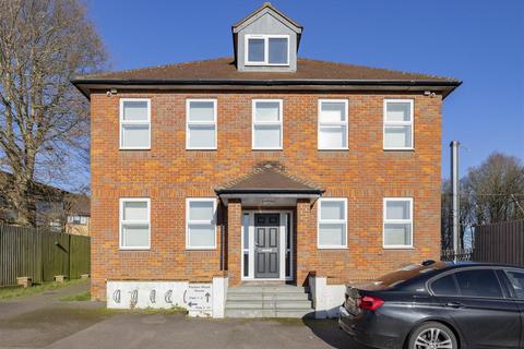 1 bedroom flat for sale, Porters Wood, St. Albans AL3