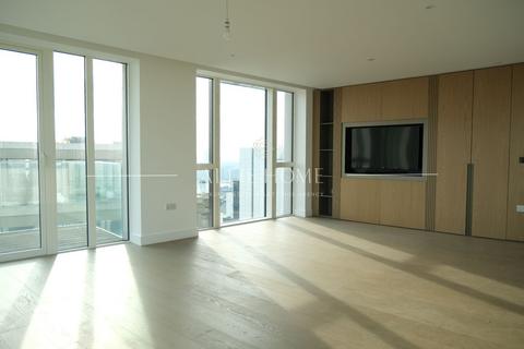 3 bedroom flat for sale, Vaughan Way, London E1W