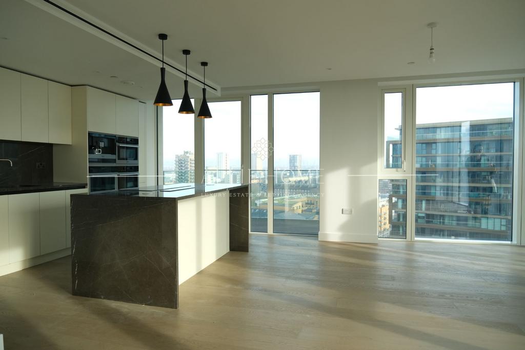 Vaughan Way, London E1W 3 bed flat - £2,200,000