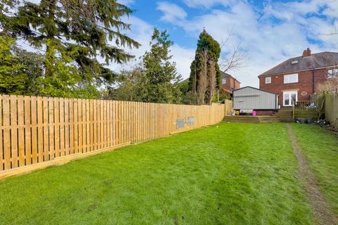 3 bedroom semi-detached house for sale, Fieldhead Lane, Batley