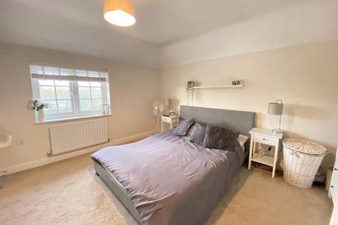 12 Agrimony Place, Mickleover, Derby, DE3 0FE