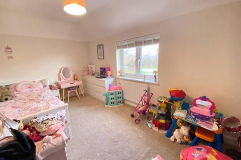 12 Agrimony Place, Mickleover, Derby, DE3 0FE