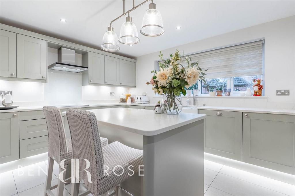 Kitchen/Breakfast Room