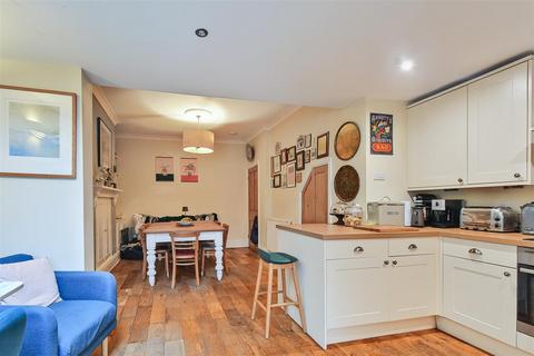 4 bedroom terraced house for sale, Nunthorpe Road, Off Scarcroft Road