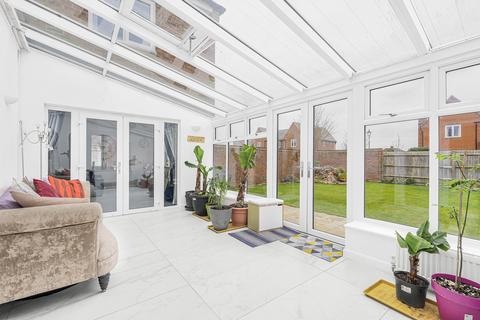 22 Fuller Way, Steventon, Abingdon, OX13 6FH