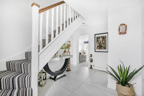 22 Fuller Way, Steventon, Abingdon, OX13 6FH
