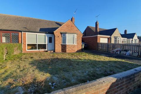 2 bedroom semi-detached bungalow for sale, Acomb Crescent, Red House Farm, Newcastle upon Tyne, Tyne and Wear, NE3 2AY