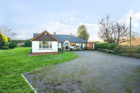 3 bedroom detached bungalow for sale, Pump Close, Leybourne, West Malling