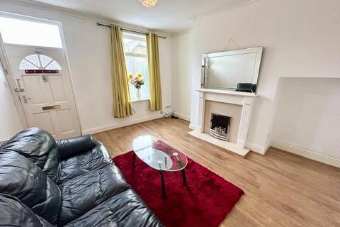 3 bedroom terraced house for sale, Cheltenham Place, Halifax