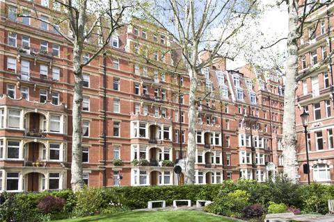 3 bedroom apartment for sale, Iverna Court, Kensington, London, W8