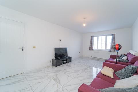 undefined, East Cairn View, Livingston EH54