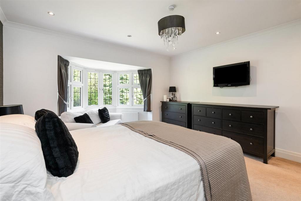 36 Thornby Avenue, Solihull, B91 2 BJ LO 44.jpg