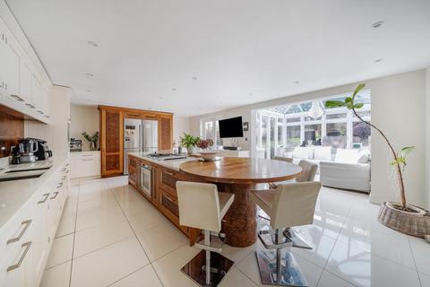 5 bedroom detached house for sale, Hadley Wood,  Barnet,  EN4