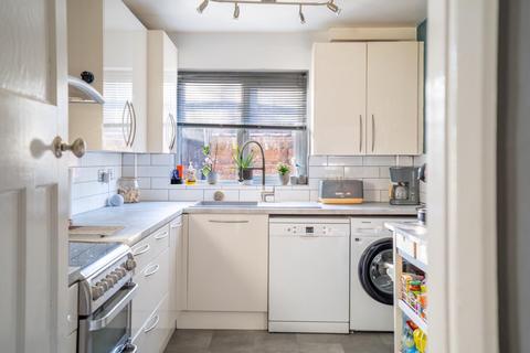 3 bedroom end of terrace house for sale, Chase Side Court, York