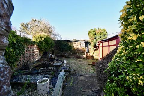 2 bedroom end of terrace house for sale, High Street, Bishops Lydeard, Taunton