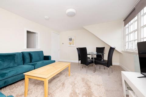 1 bedroom flat to rent, West Bow, Edinburgh EH1