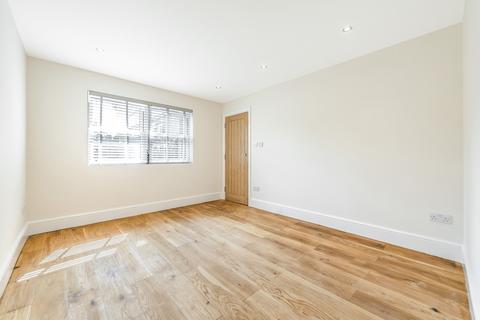 1 bedroom bungalow to rent, Penerley Road Catford SE6