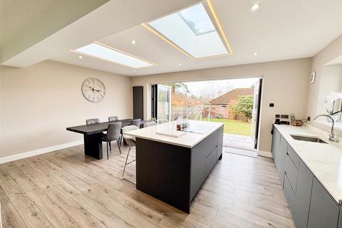 4 bedroom detached bungalow for sale, Velmead Road, Fleet GU52