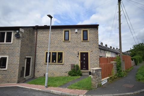 2 bedroom house to rent, Kent Mews, Bingley