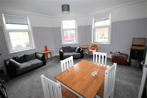 4 bedroom apartment to rent, Elm Grove