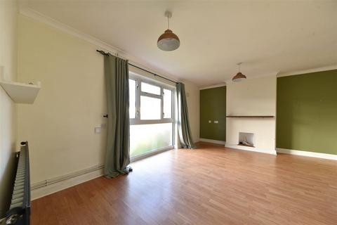 3 bedroom terraced house for sale, Chells Way, Stevenage