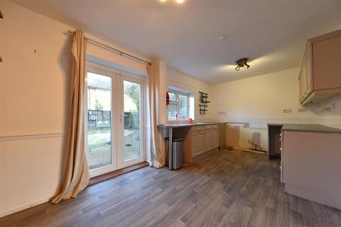 3 bedroom terraced house for sale, Chells Way, Stevenage