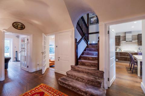 6 bedroom house for sale, Wyldes Close, Hampstead Garden Suburb, NW11