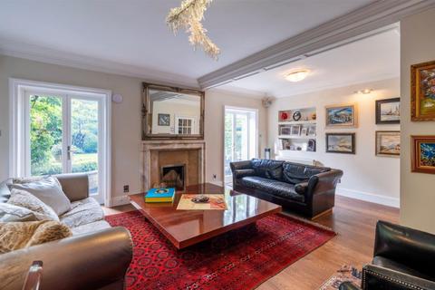 Far End Wyldes Close, London, NW11 7JB