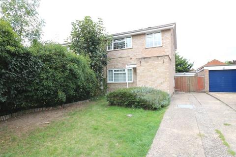 3 bedroom semi-detached house to rent, Primrose Close, Purley on Thames, RG8