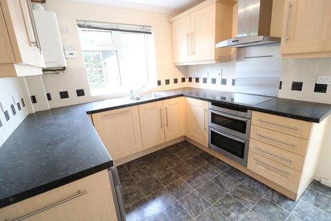 3 bedroom semi-detached house to rent, Primrose Close, Purley on Thames, RG8