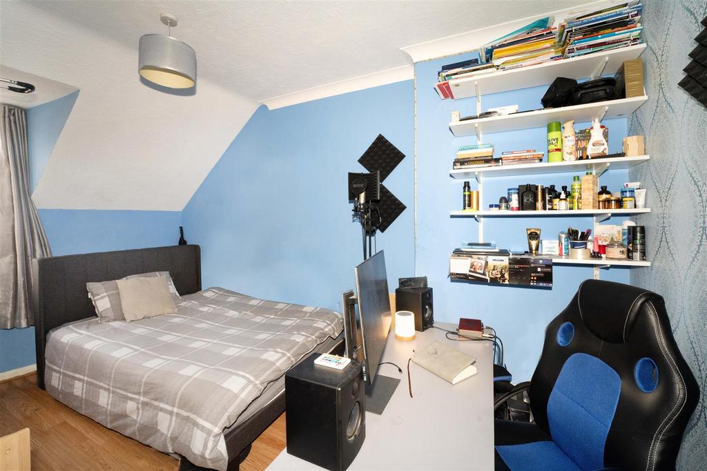 Dartford 112 Maiden Lane DA1 4 LX 15.jpg