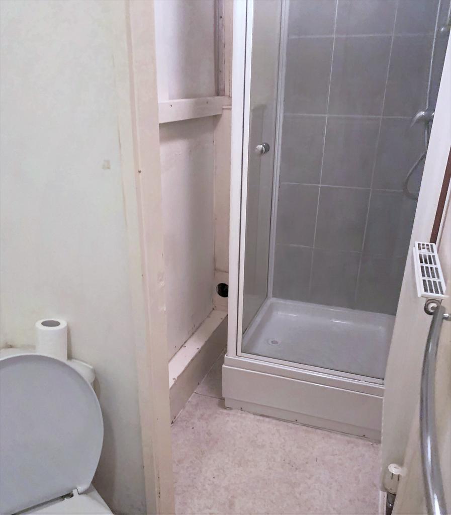 Bathroom 2 of 2