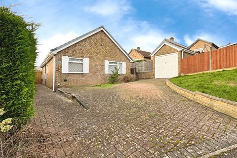 3 bedroom bungalow for sale, Broom Close, Calcot, Reading