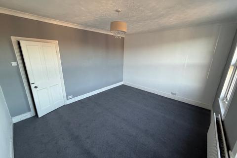 3 bedroom terraced house to rent, Rochester Street, Chatham