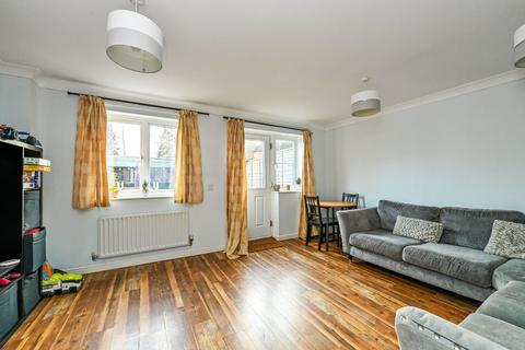 5 Nelson Drive, Petersfield, GU31 4SJ