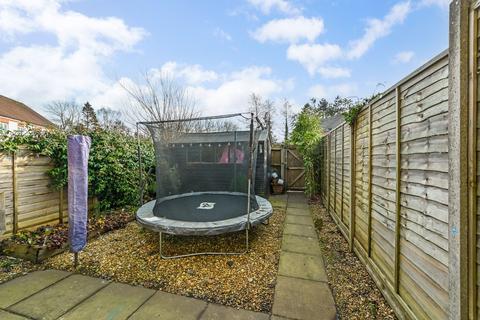 5 Nelson Drive, Petersfield, GU31 4SJ