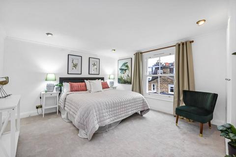 5 bedroom flat for sale, Leathwaite Road, Between the Commons, London, SW11