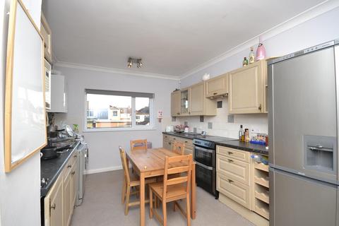 4 bedroom terraced house to rent, Keys Avenue, BRISTOL BS7